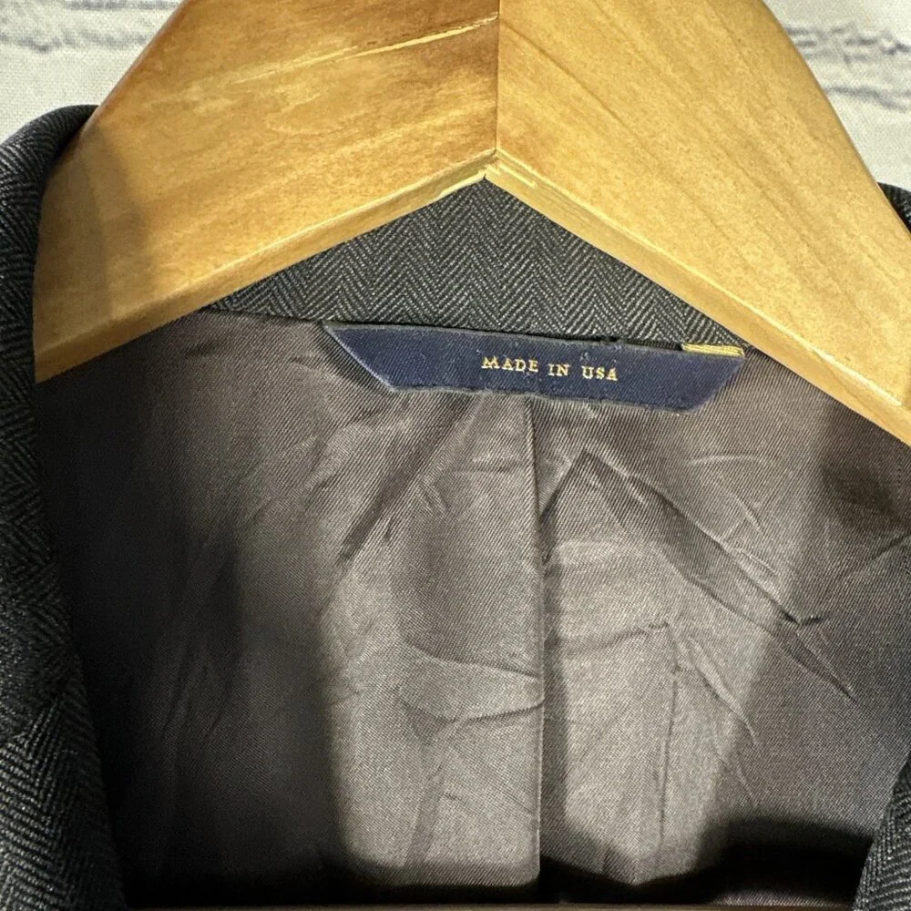 Brooks Brothers ***********price reflects
